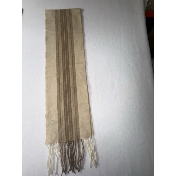 Lauren Ralph Lauren Unisex Lamb Wool‎ Scarf, 8 3/4 x 60" w/5 1/2-in fringes - Picture 5 of 7